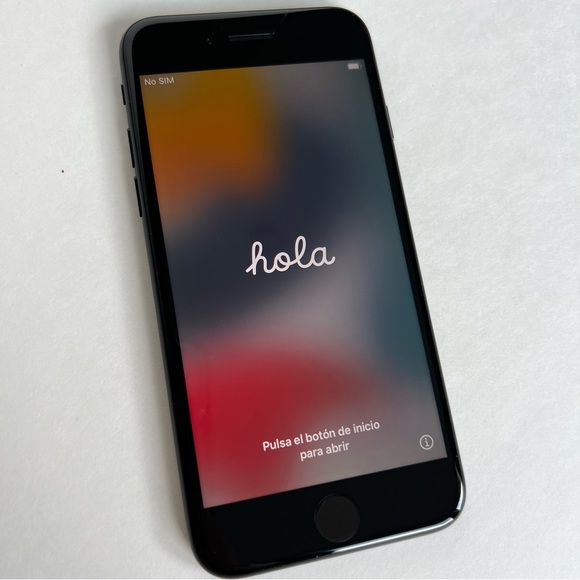 iPhone 7 Unlocked 128 GB - Picture 6 of 12